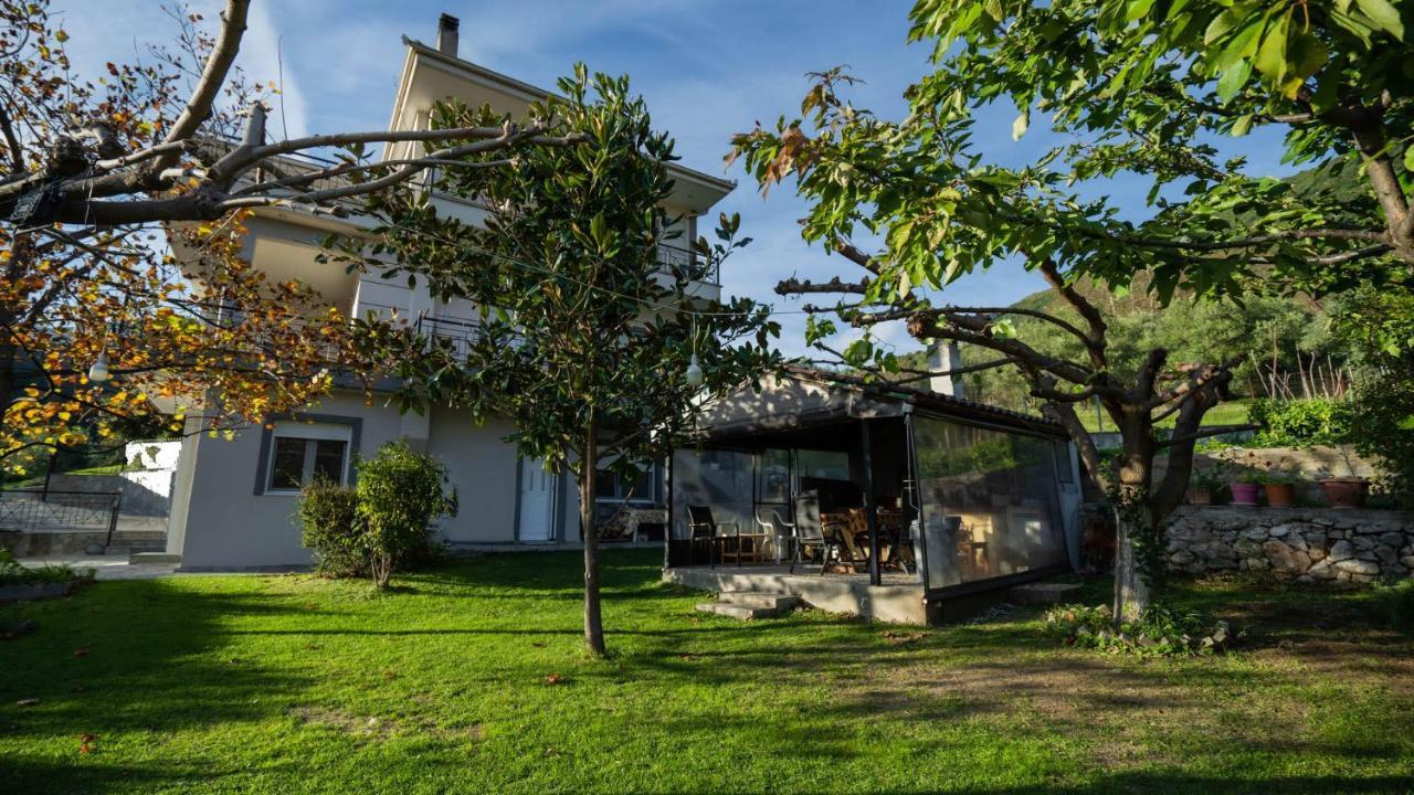 Lago Village House กาลัมปากา ภายนอก รูปภาพ